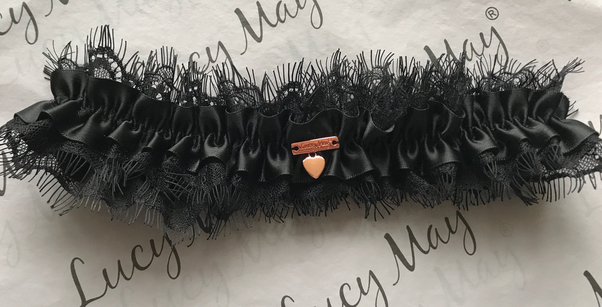 Noir Garter